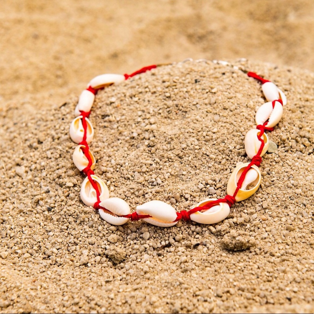 Honolulu Shell Choker